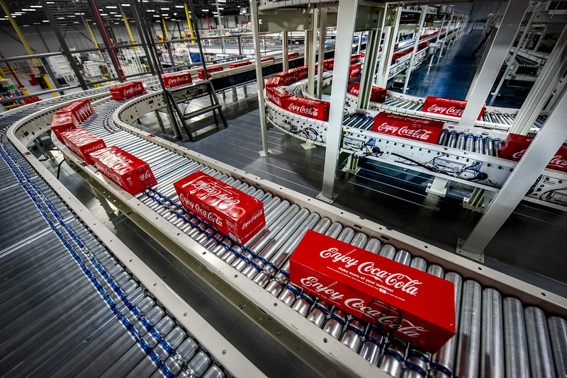 Упаковщик напитков Coca-Cola — 2