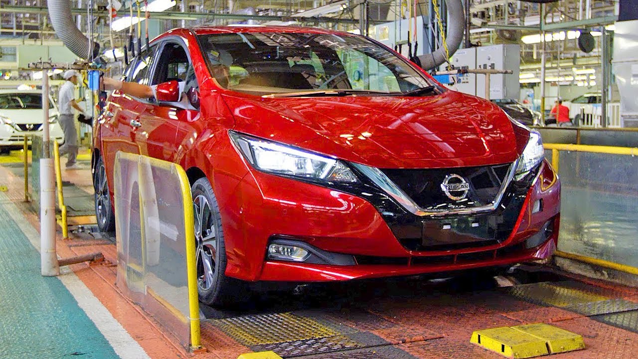 Працівник на завод деталей для автомобілів NISSAN — 2