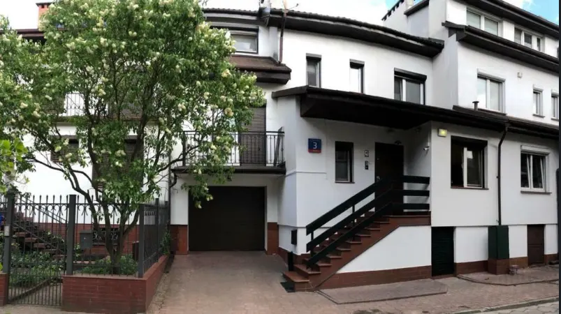 Будинок для проживання працівників